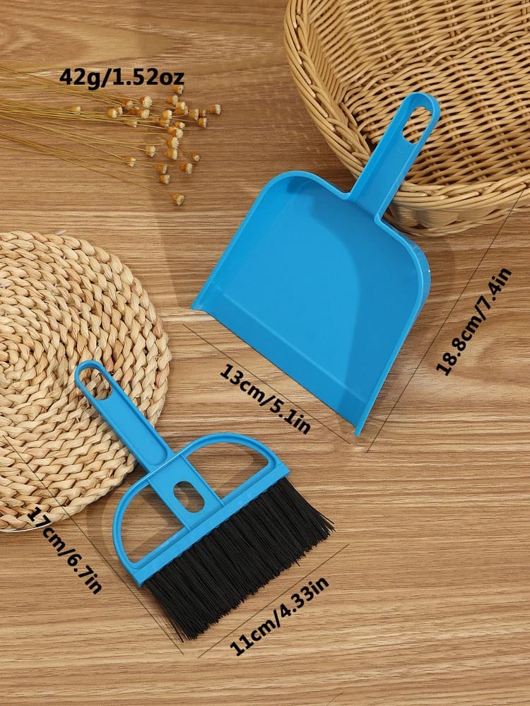 Buy 2 Get 2 Free Offer - Imported Portable High Quality Kit 2 Pcs Cleaning Brush & 2 Pcs Dustpan 4 Pcs