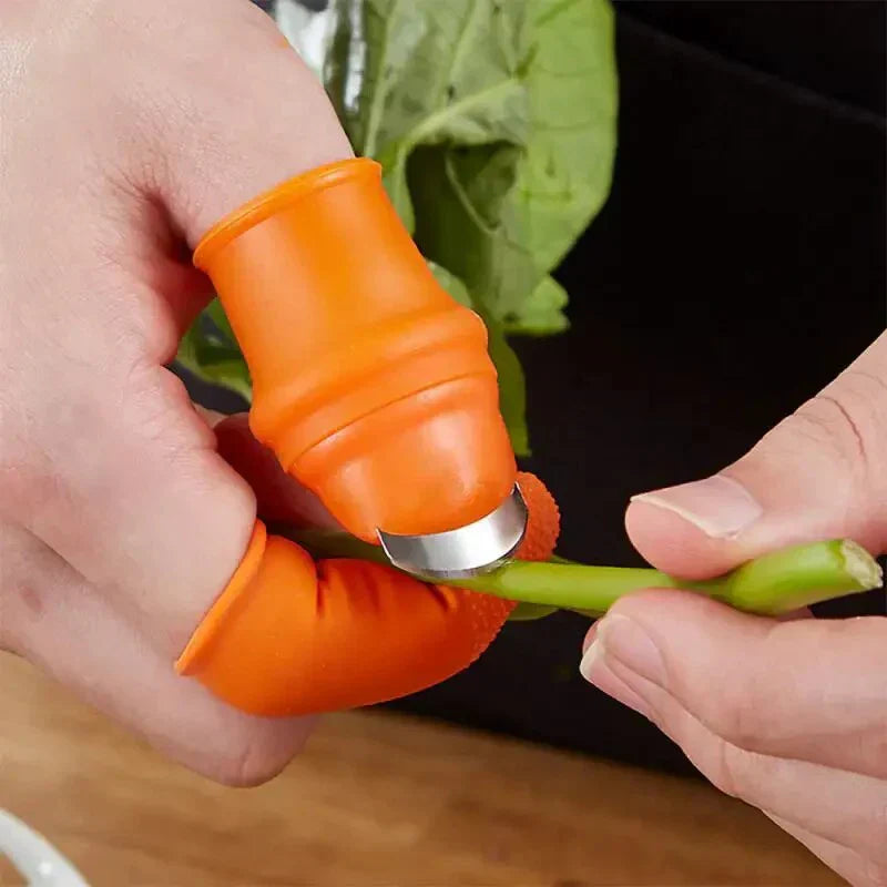 Multifunctional Thumb Knife